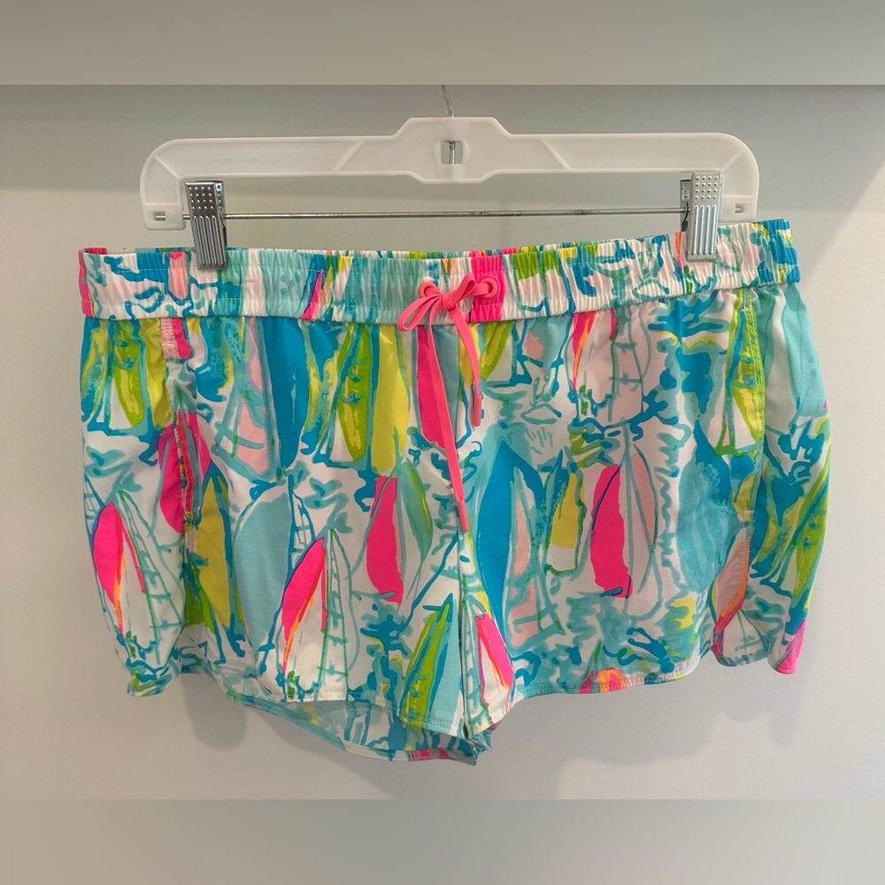 Lilly Pulitzer Run Around Shorts, sz L, EUC